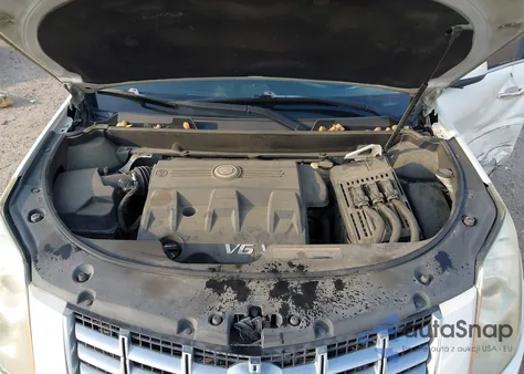 2015 Cadillac Srx Luxury Collection z USA, uszkodzony, nr VIN 3GYFNBE3XFS544978